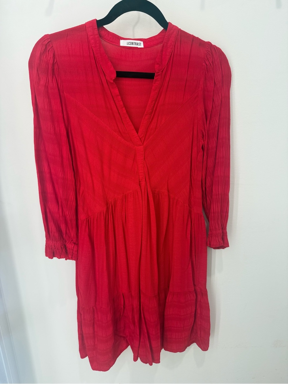 Self Contrast Red Puff-Sleeve Tiered Mini Dress - small